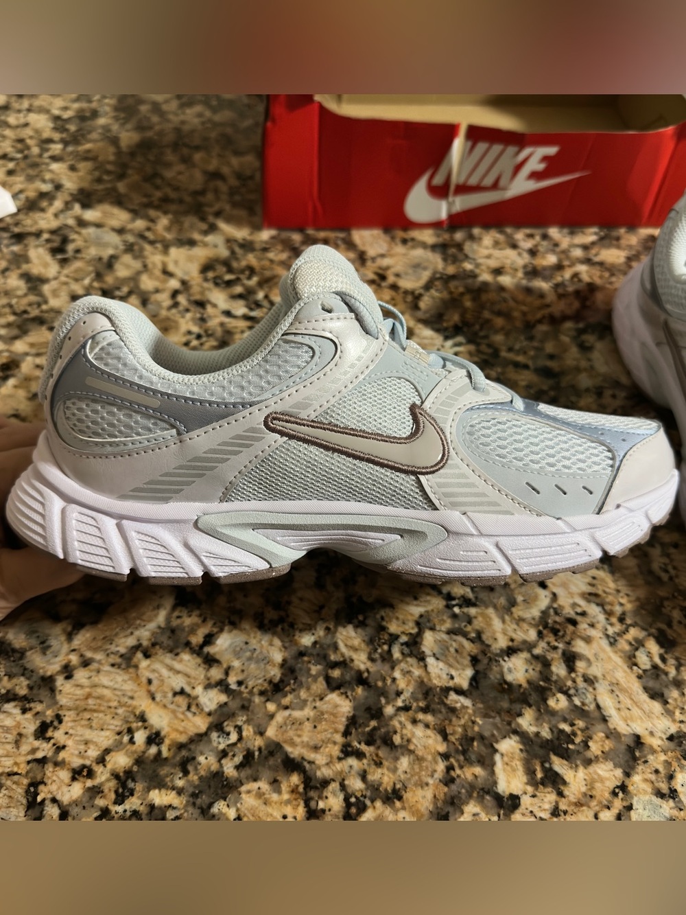 Nike 6Y or 7.5 women NEW Sneakers